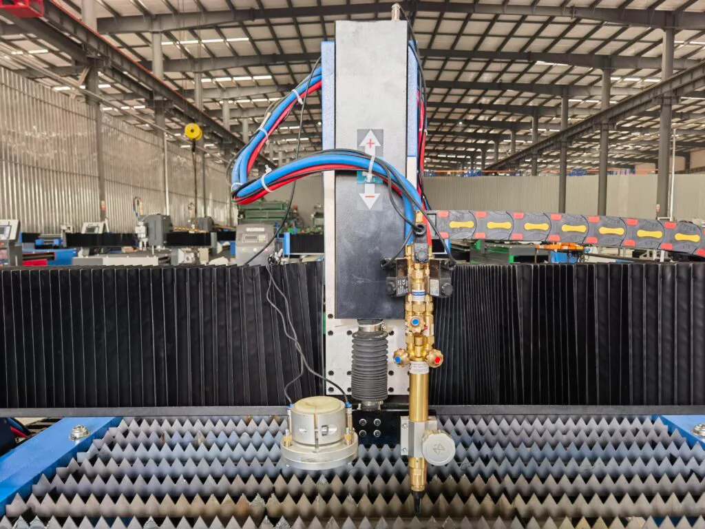 HUAXIA HXP-1530 CNC Plasma Cutting Machine